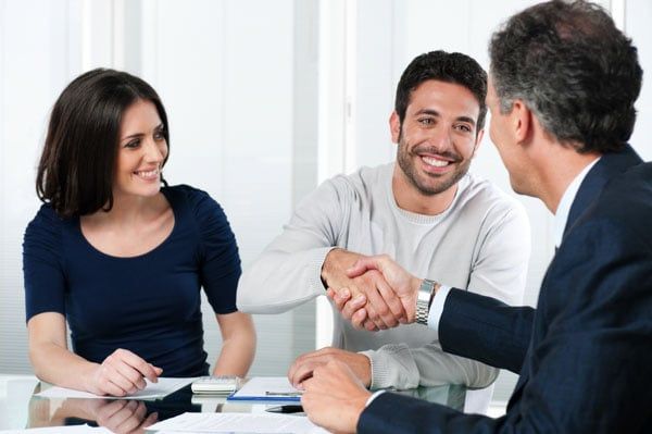 10 Roofing Sales Tips to Raise Your Sales Presentation Game