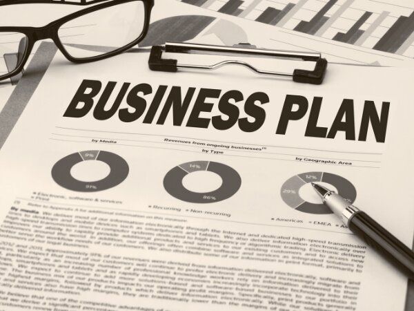 5 elementos que debe incluir en el plan de negocio de su empresa de alquiler de equipos