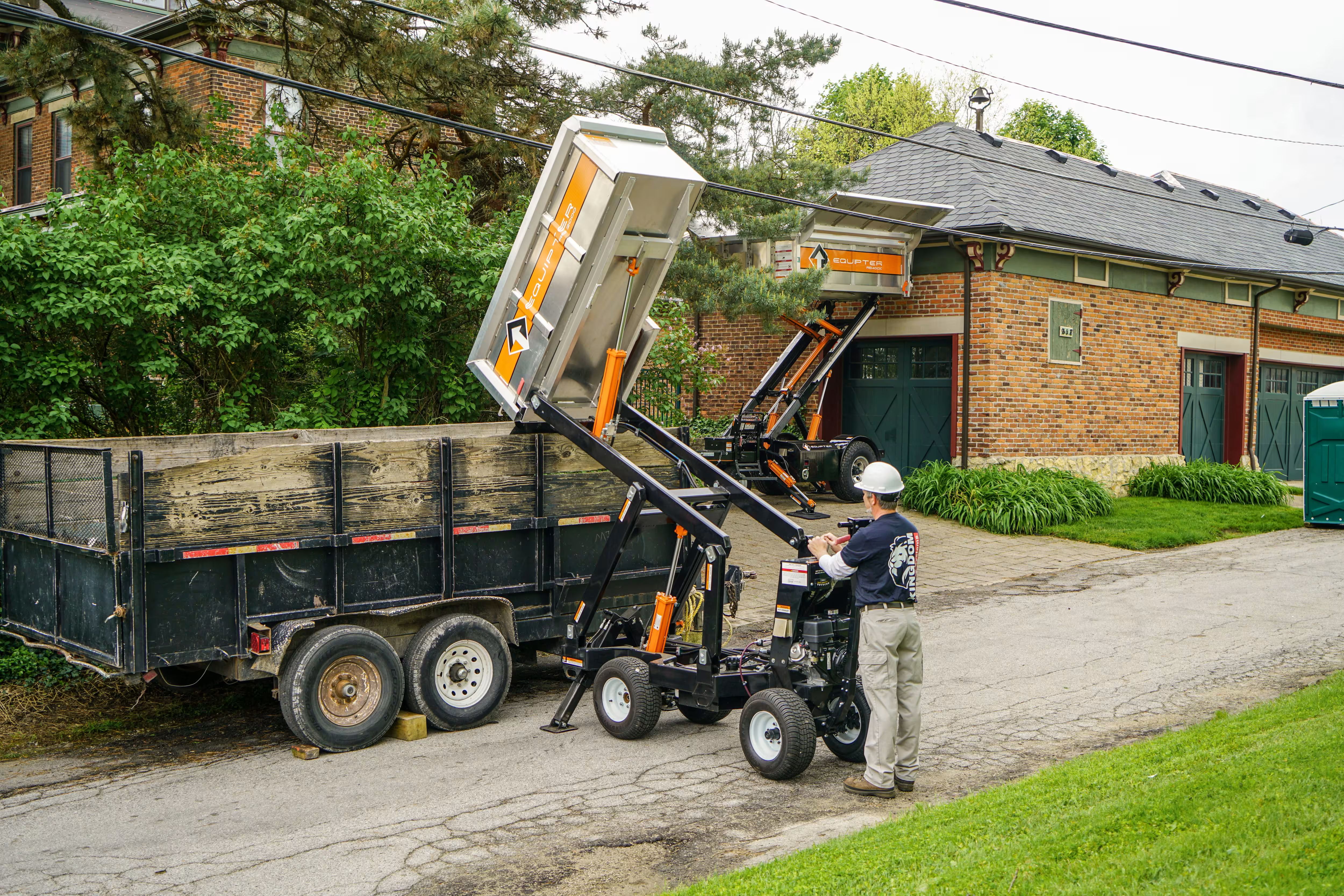 RB4000 o RB2000: ¿Qué contenedor portátil es más adecuado para su empresa?